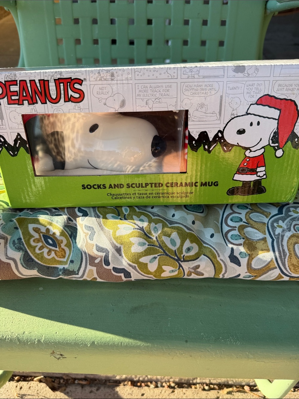 NEW Snoopy Peanuts Christmas Sculpted Mug + Holiday Socks Gift Set